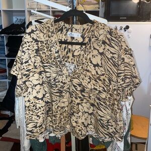 Hollister tropical cheetah print